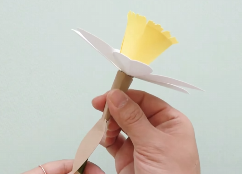 Adding a brown cardstock spathe beneath the paper daffodil petals